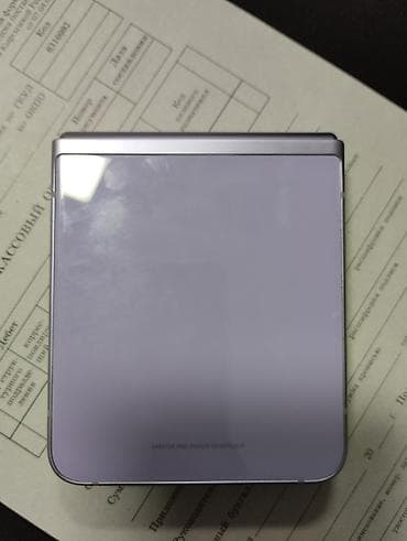 samsung zip flip 2: Samsung Z Flip, Б/у, цвет - Фиолетовый — 2