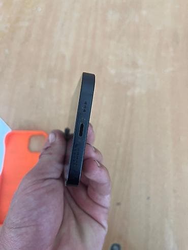 редми 12 с: IPhone 13, Б/у, 128 ГБ, Черный, Чехол, 80 % — 4