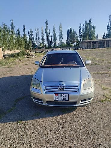 Toyota Avensis: 2005 г., 2.4 л, Автомат, Бензин, Седан