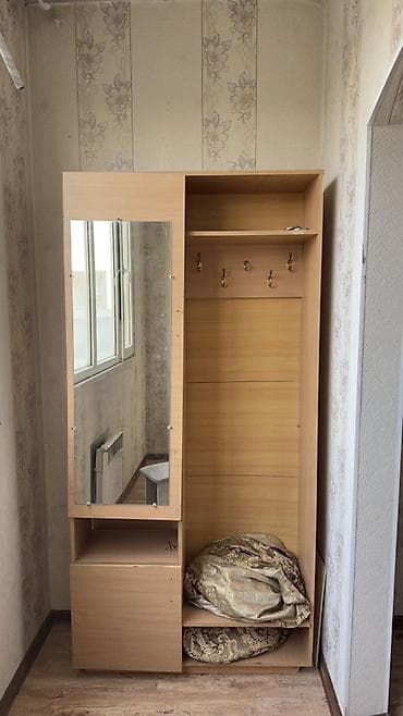 Гарнитуры для прихожей: Гарнитур для прихожей, Зеркало, ДСП — 1