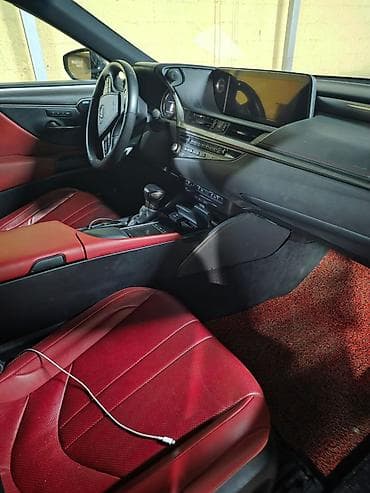 бу чехлы: Lexus ES: 2021 г., 3.5 л, Автомат, Бензин, Седан — 5