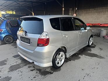 хонда истеп 1: Honda Fit: 2003 г., 1.3 л, Вариатор, Бензин, Хетчбек — 5