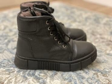 обувь зимний: Зимние детские ботинки, черные - Материал верха: кожа - Утепление — 5