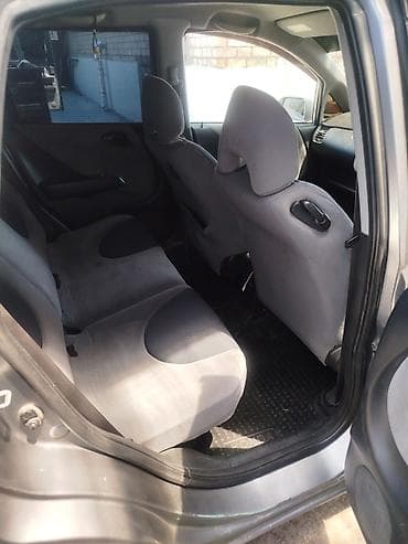Транспорт: Honda Fit: 2004 г., 1.3 л, Автомат, Бензин, Хэтчбэк — 6