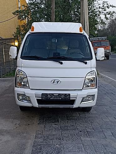 Hyundai Porter: 2023 г., 2.5 л, Механика, Дизель