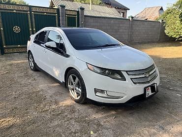 маленькие электро машины: Chevrolet Volt: 2011 г., 1.4 л, Автомат, Электромобиль, Лифтбек — 2