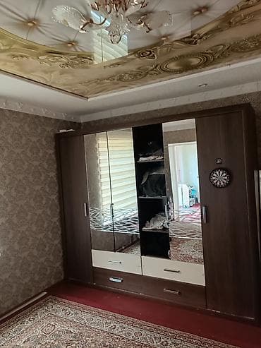 уголок кухонный стол: Кухонный гарнитур, Б/у, цвет - Серый — 2