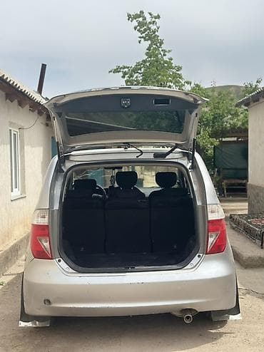 step rf3: Honda FR-V: 2004 г., 2 л, Механика, Газ, Минивэн — 5