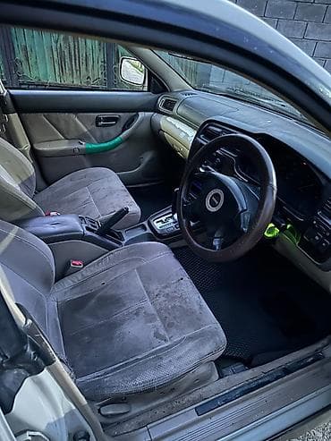 Subaru Legacy: 2000 г., 3 л, Автомат, Бензин, Универсал — 5