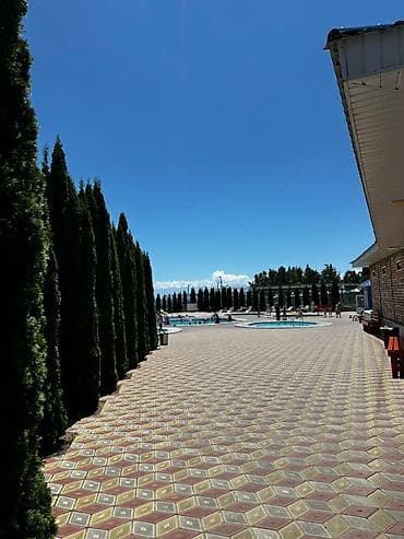 СДАЮТСЯ УЮТНЫЕ НОМЕРА в ЦО «Евразия» в с. Кара-Ой в 100м от пляжа 🏖️ с — 8