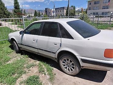 Унаа: Audi S4: 1992 г., 2 л, Кол менен иштөөчү, Бензин, Седан — 2