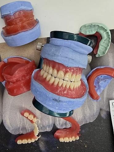 строители кладчики: Ищу работу помощником зубного техника 🦷 — 1