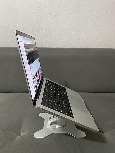 клавиатуры для ноутбуков: Игровой, Б/у, Apple M1 Pro, ОЗУ, RAM: 16 ГБ — 3