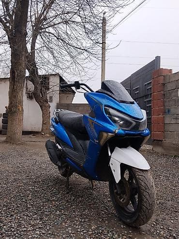 матор нет: Макси-скутер 150 куб. см, Бензин — 2