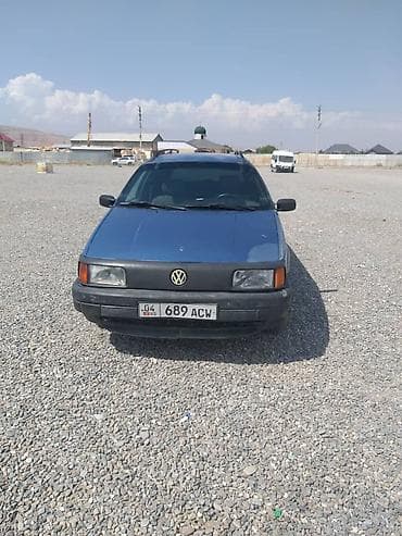 Volkswagen Passat Variant: 1992 г., 1.8 л, Механика, Бензин, Универсал