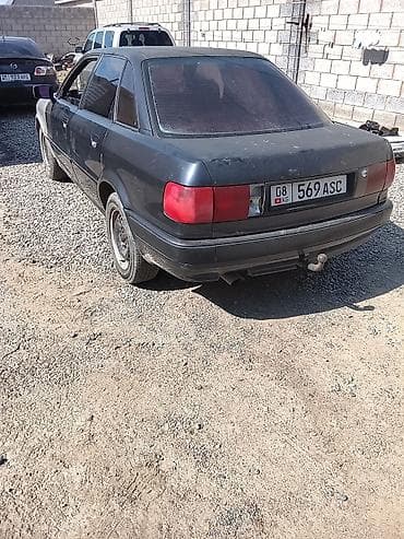 lc prado: Audi 80: 1992 г., 2 л, Механика, Бензин, Седан — 3