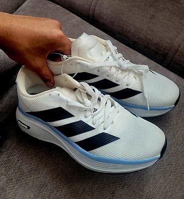 Мырзалардын бут кийими: Эркектердин кроссовкасы, 42, Nike, Жаңы, түсү - Ак, Акылуу жеткирүү — 1