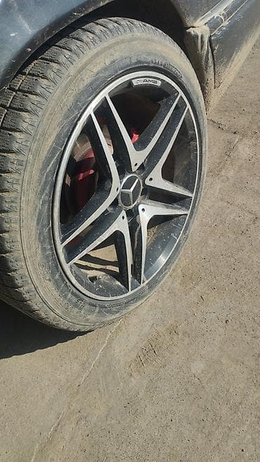 bmw 4 4: Литые Диски R 17 AMG, Комплект, отверстий - 5, Б/у — 3