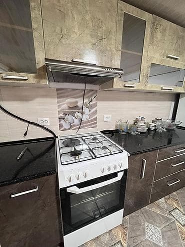 аренда суточная: Сдаю полдома со всеми удобствами в 5 минутах от ТЦ «Азия Молл». В доме — 1