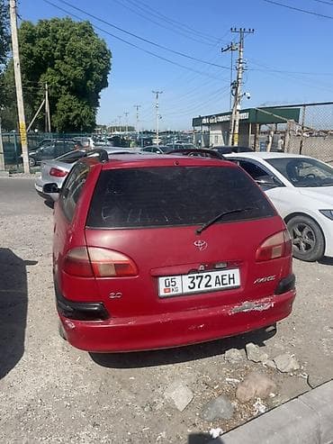 Toyota Avensis: 2002 г., 2 л, Механика, Бензин, Универсал — 2
