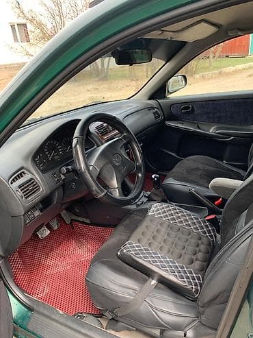 свет: Mazda 626: 1997 г., 2 л, Ручные, Бензин, Седан — 5