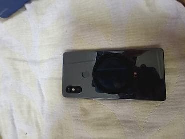 Техника и электроника: Xiaomi, Mi 8 SE, 64 ГБ, цвет - Черный, 2 SIM — 3