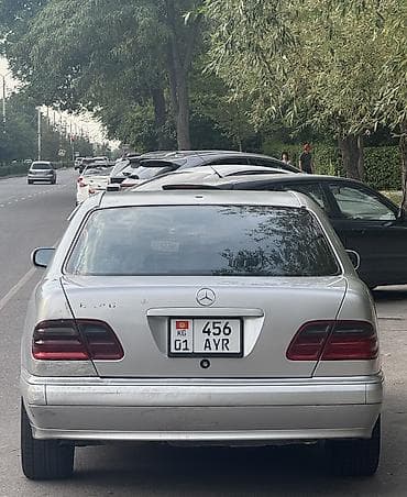 Mercedes-Benz E-Class: 2001 г., 3.2 л, Автомат, Дизель, Седан — 6