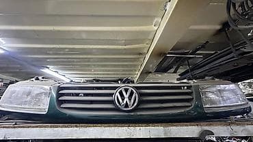 Решетка радиатора Volkswagen Оригинал