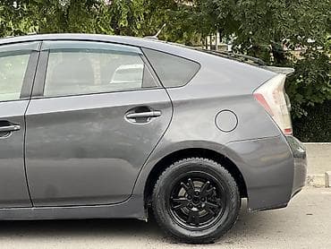 vitz platz: Toyota Prius: 2010 г., 1.8 л, Вариатор, Гибрид, Хэтчбэк — 6