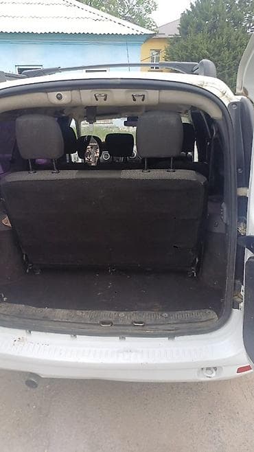 лада ларгуст: ВАЗ (ЛАДА) Largus: 2012 г., 1.6 л, Бензин, Универсал — 7