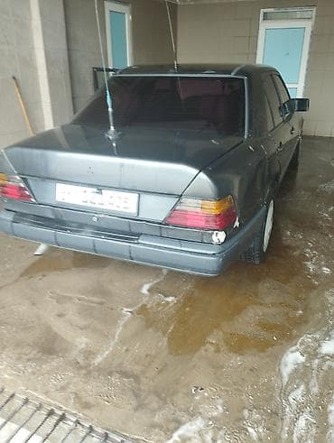 ниже: Mercedes-Benz W124: 1986 г., 2.9 л, Ручные, Дизель, Седан — 6