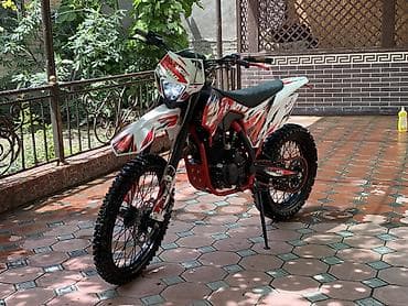 mr moto: Эндуро 300 куб. см, Бензин, Взрослый — 1