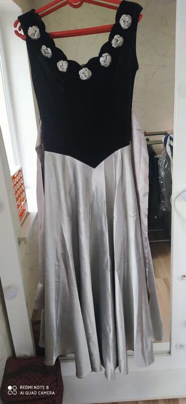 платья на прокат больших размеров: Вечернее платье👗 
Размер: S, M 
Цена: 300 с — 3