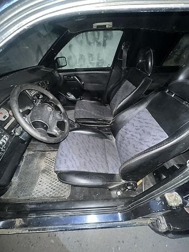 bmw 4 4: Volkswagen Golf: 1992 г., 2 л, Механика, Бензин, Хэтчбэк — 10