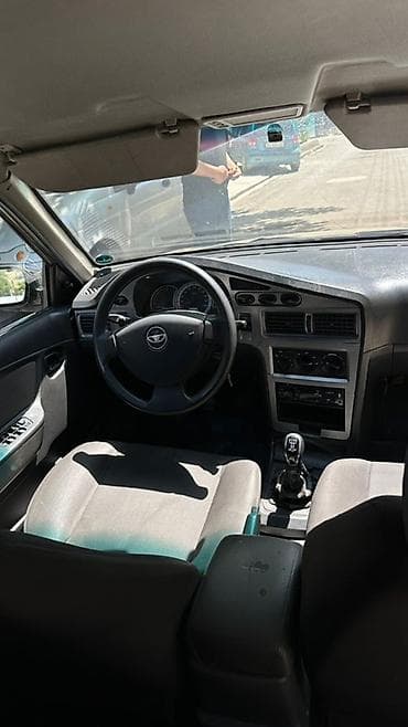 r19 24545: Daewoo Nexia: 2010 г., 1.6 л, Бензин, Седан — 8