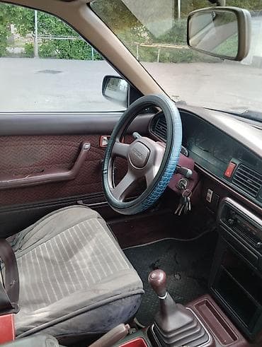 mark 1: Mazda 626: 1987 г., Бензин — 6