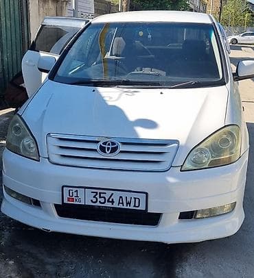 Toyota Ipsum: 2002 г., 2.4 л, Автомат, Бензин, Минивэн — 2