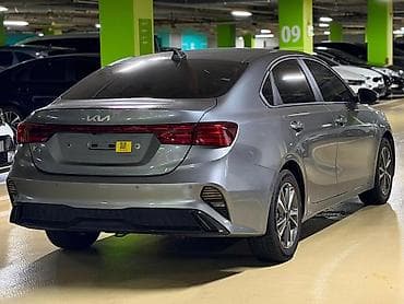 Kia K3: 2022 г., Седан — 7