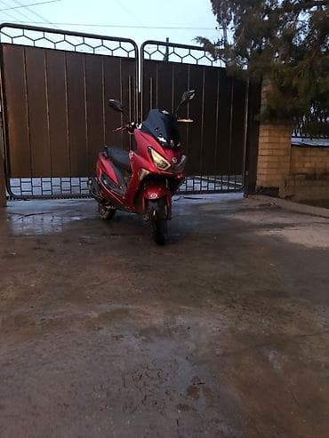 Мототехника: Макси-скутер 150 куб. см, Бензин, Колдонулган — 3