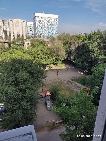 Батирлер: 3 бөлмө, 70 м², Манас/Бөкөнбаев 105-серия, 5 кабат, Жаңы ремонт — 2