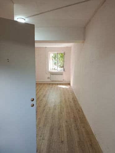 сниму дом недорого: Сдаются комнаты в небольшом закрытом дворе. Студия 27м2 только для 2 — 4