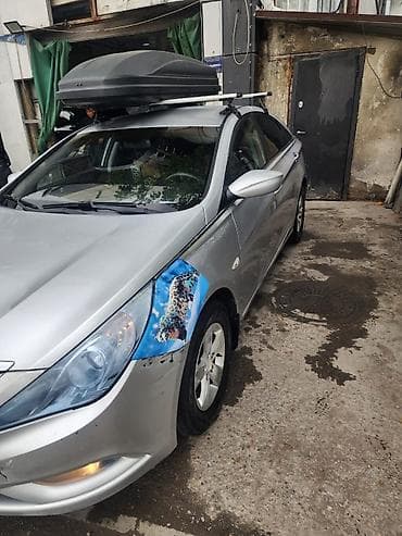 правое крыло фит: Hyundai Sonata: 2010 г., 2 л, Автомат, Газ, Седан — 3