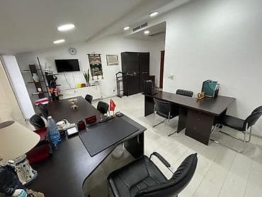 псо арт сити: Аренда офисов, 50 м², В бизнес центре, С видом на горы, С оборудованием, С отдельным сан узлом — 8