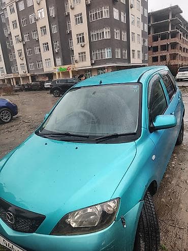 colf 2: Mazda Demio: 2002 г., 1.3 л, Автомат, Бензин, Хэтчбэк — 2