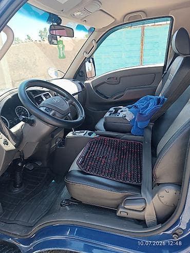 uni 260b: Hyundai Porter II двойная кабина, с бортовой платформой - Кузов — 2