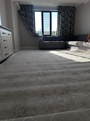 small table: Ковер Б/у, 600 * 300, Турция — 1