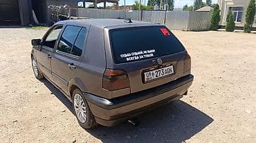 Транспорт: Volkswagen Golf: 1993 г., 1.8 л, Механика, Бензин, Седан — 2