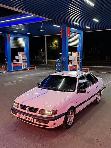 купить кран 25 тонн бу: Volkswagen Passat: 1993 г., 1.8 л, Механика, Бензин, Седан — 1