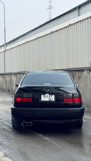 купить вента: Volkswagen Vento: 1993 г., 2 л, Механика, Бензин, Седан — 9