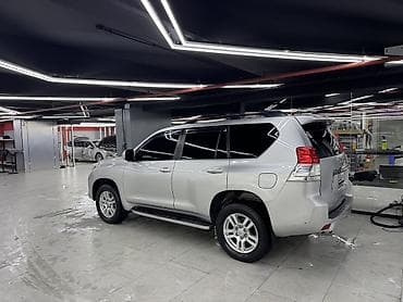 под капот: Toyota Land Cruiser Prado: 2011 г., 4 л, Автомат, Газ, Внедорожник — 1